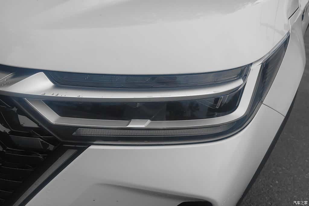 Chery Tiggo 8, 2025 все фото
