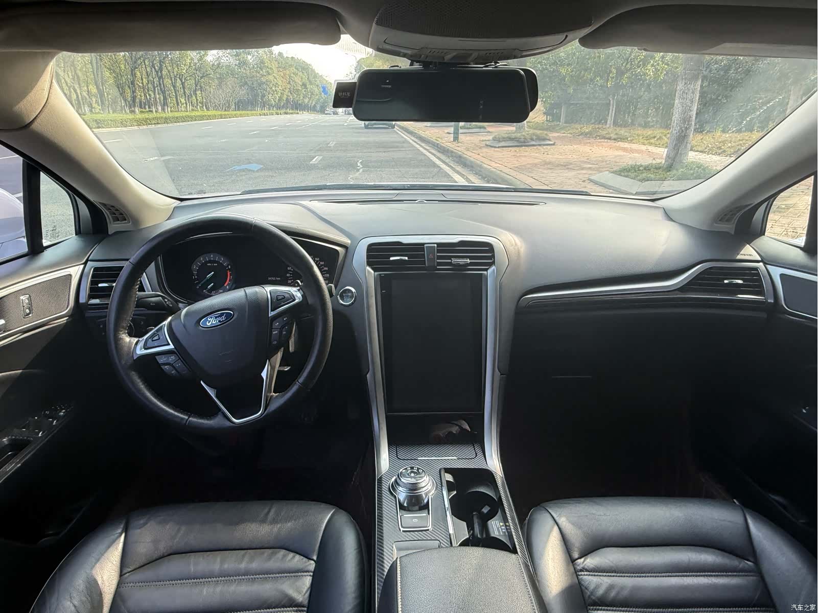 Ford Mondeo, 2018 все фото