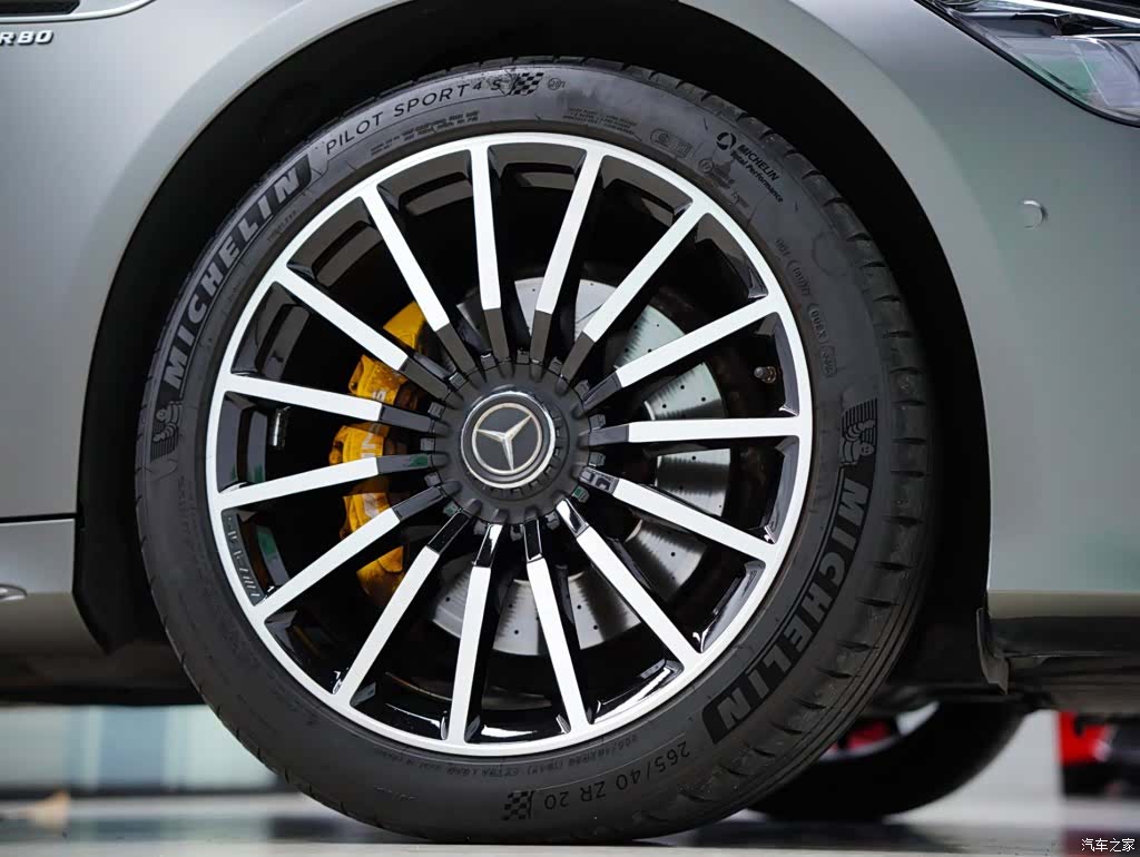 MG AMG, 2020 48