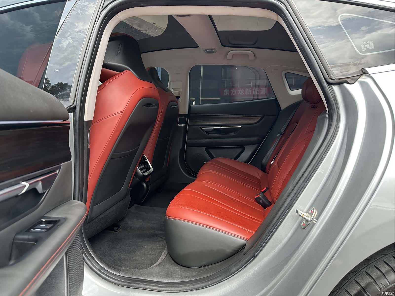 Xpeng P7, 2021 13