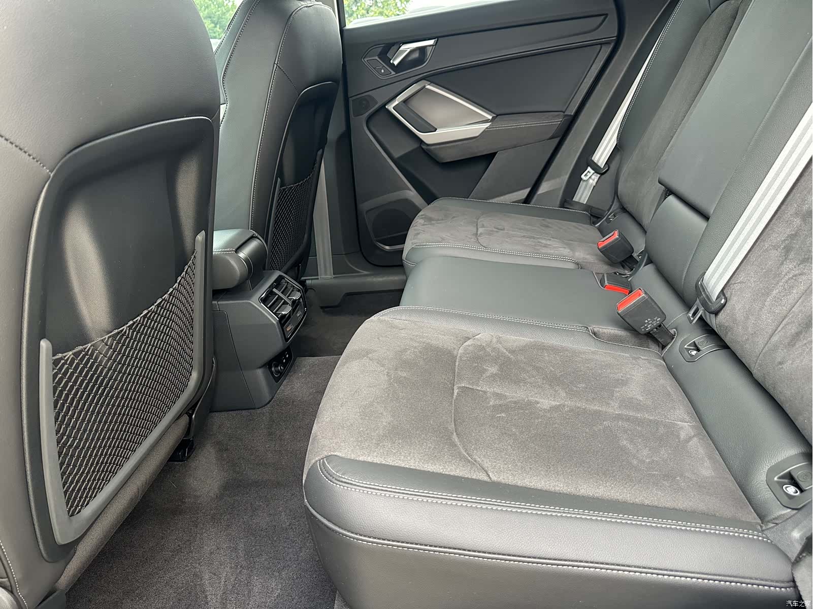 Audi Q3, 2023 6
