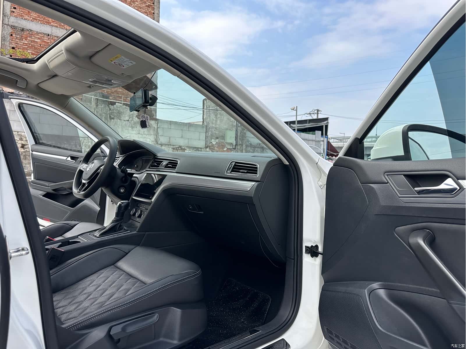 Volkswagen Lamando, 2021 12