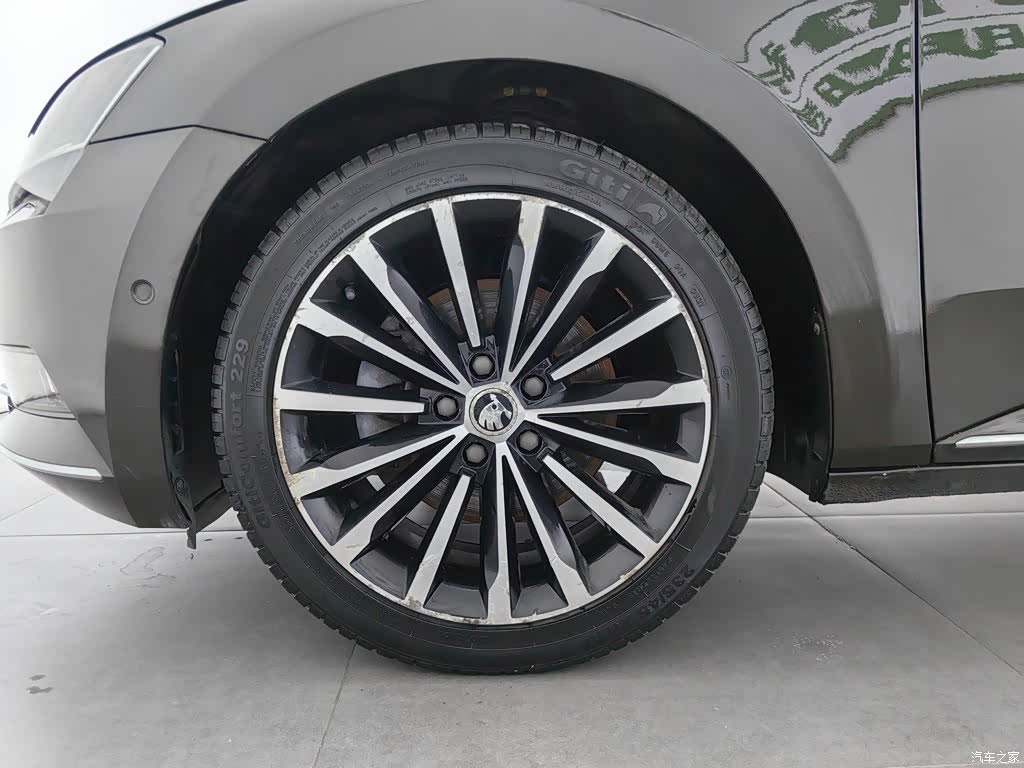 Skoda Superb, 2017 17