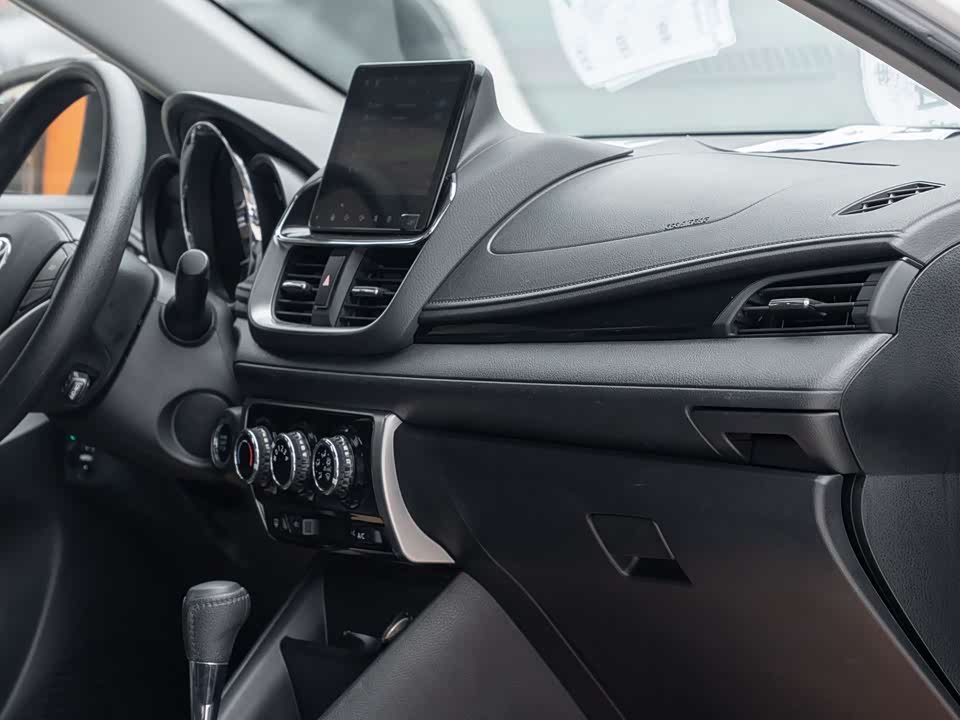 Toyota YARiS L Zhixuan