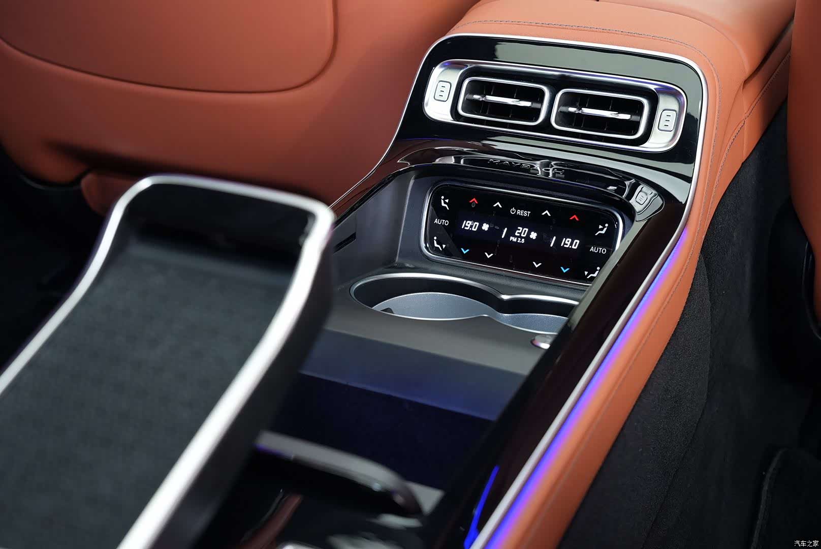 Maybach S-Class, 2023 17