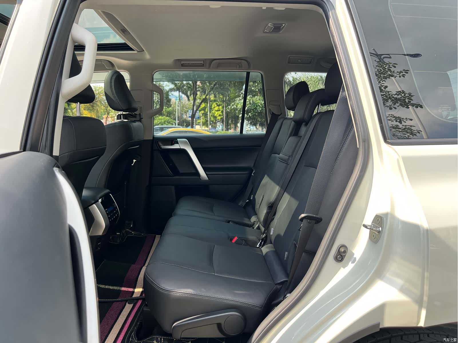Toyota Prado, 2018 17