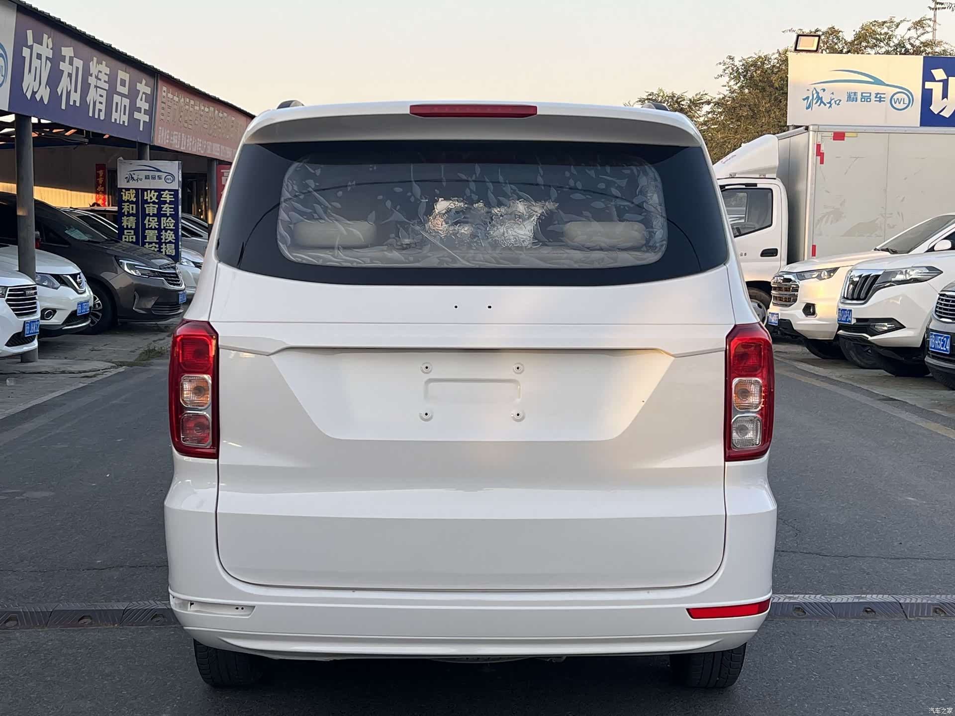 Wuling Hongguang, 2019 8