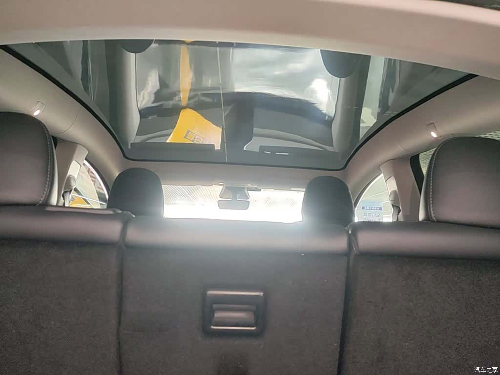 Tesla Model Y, 2021 18
