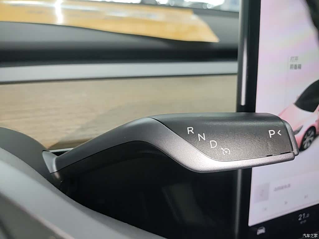 Tesla Model Y, 2021 14