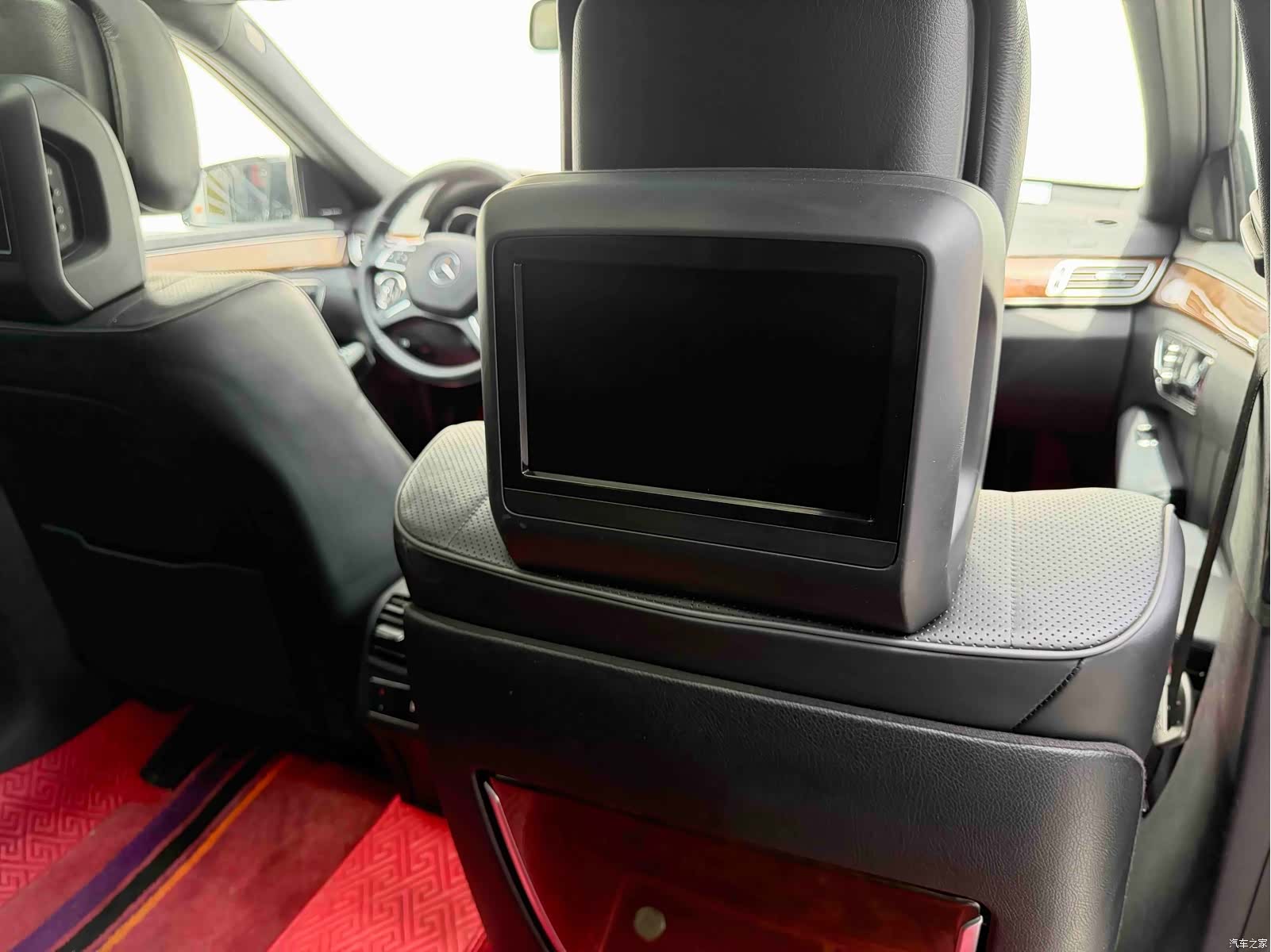 Mercedes-Benz E-Class, 2016 8
