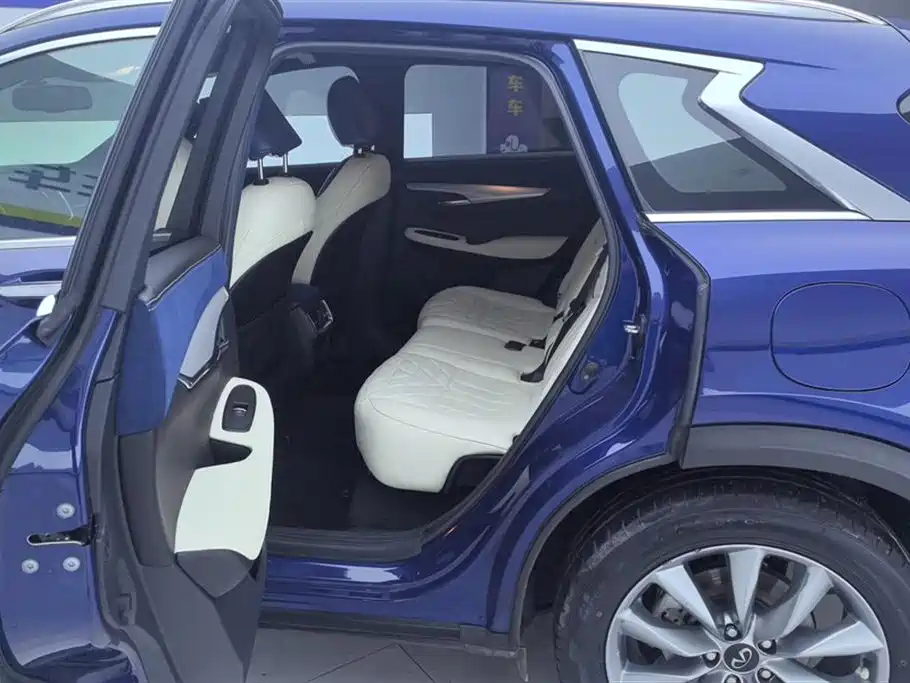 Infiniti QX50