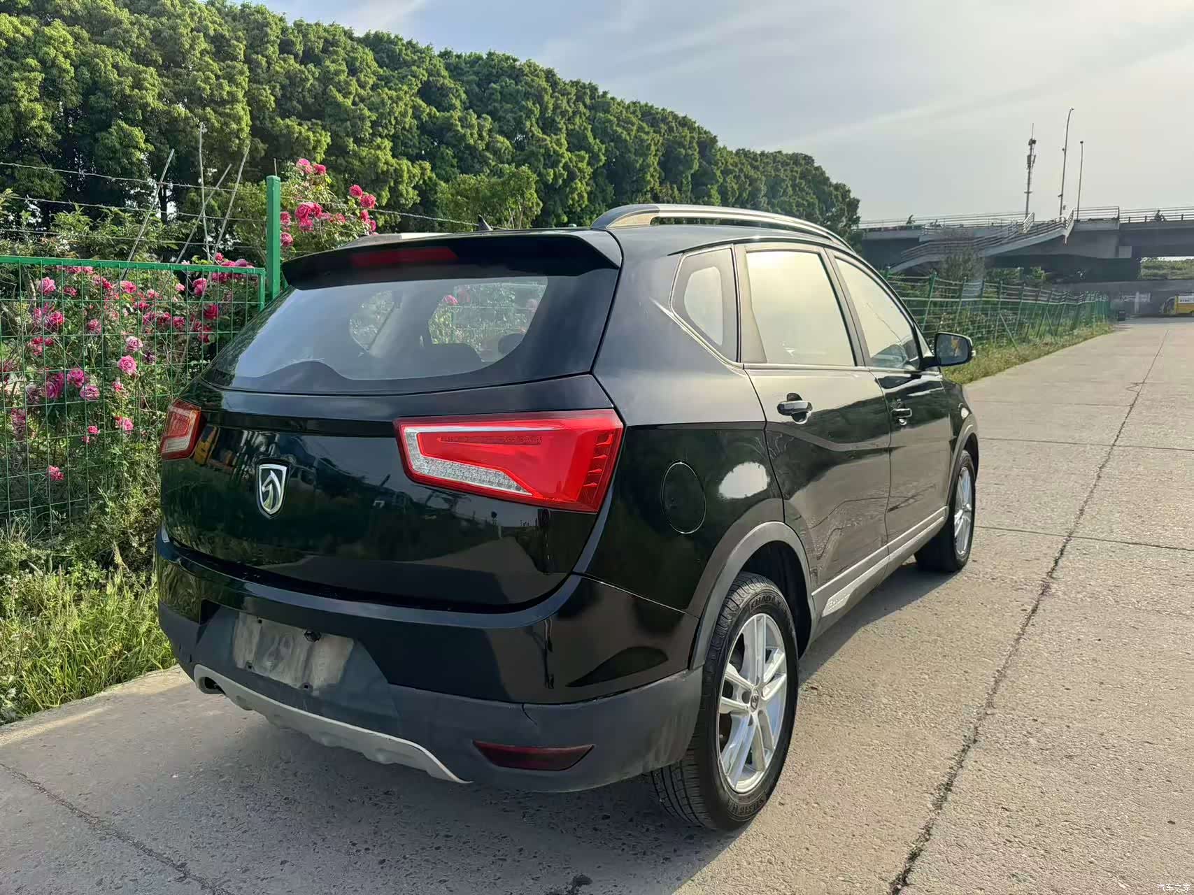 Wuling 560, 2016 16
