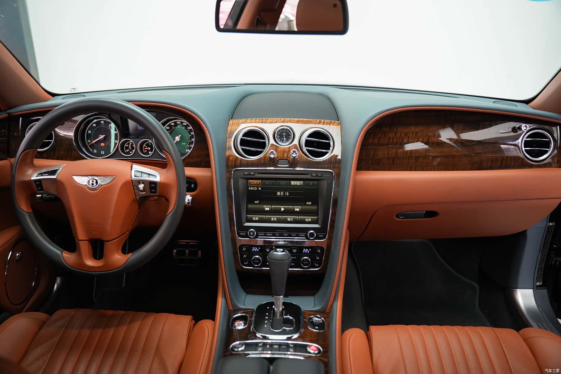 Bentley Flying Spur, 2018 9