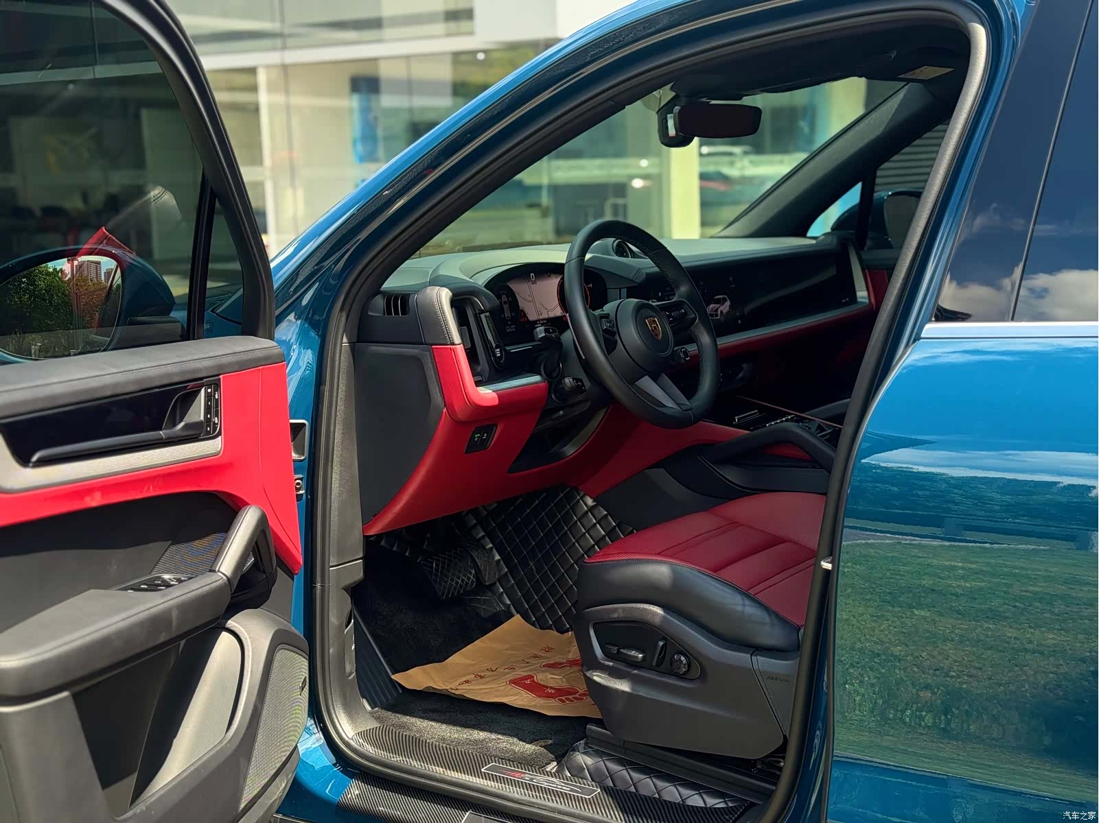 Porsche Cayenne, 2024 10