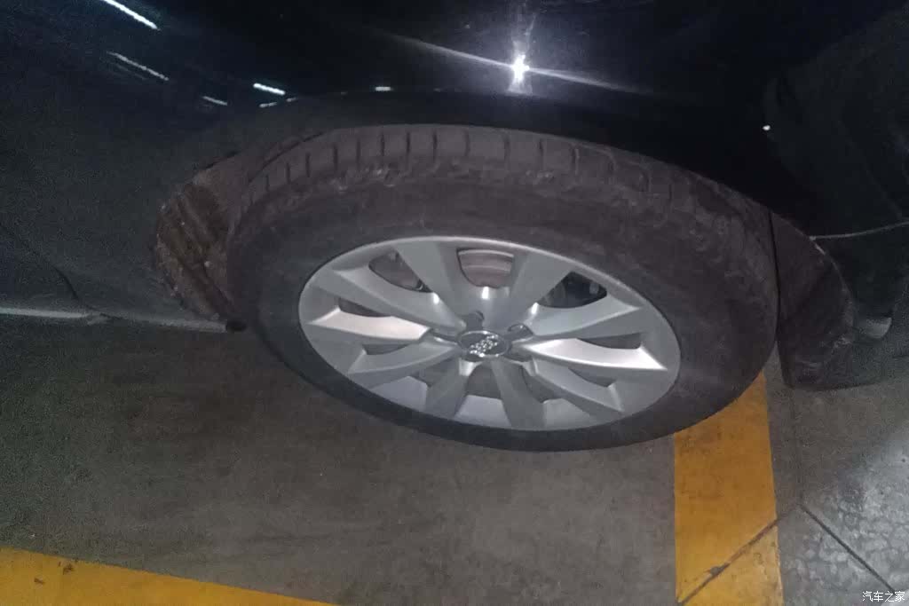 Audi A6L, 2012 6