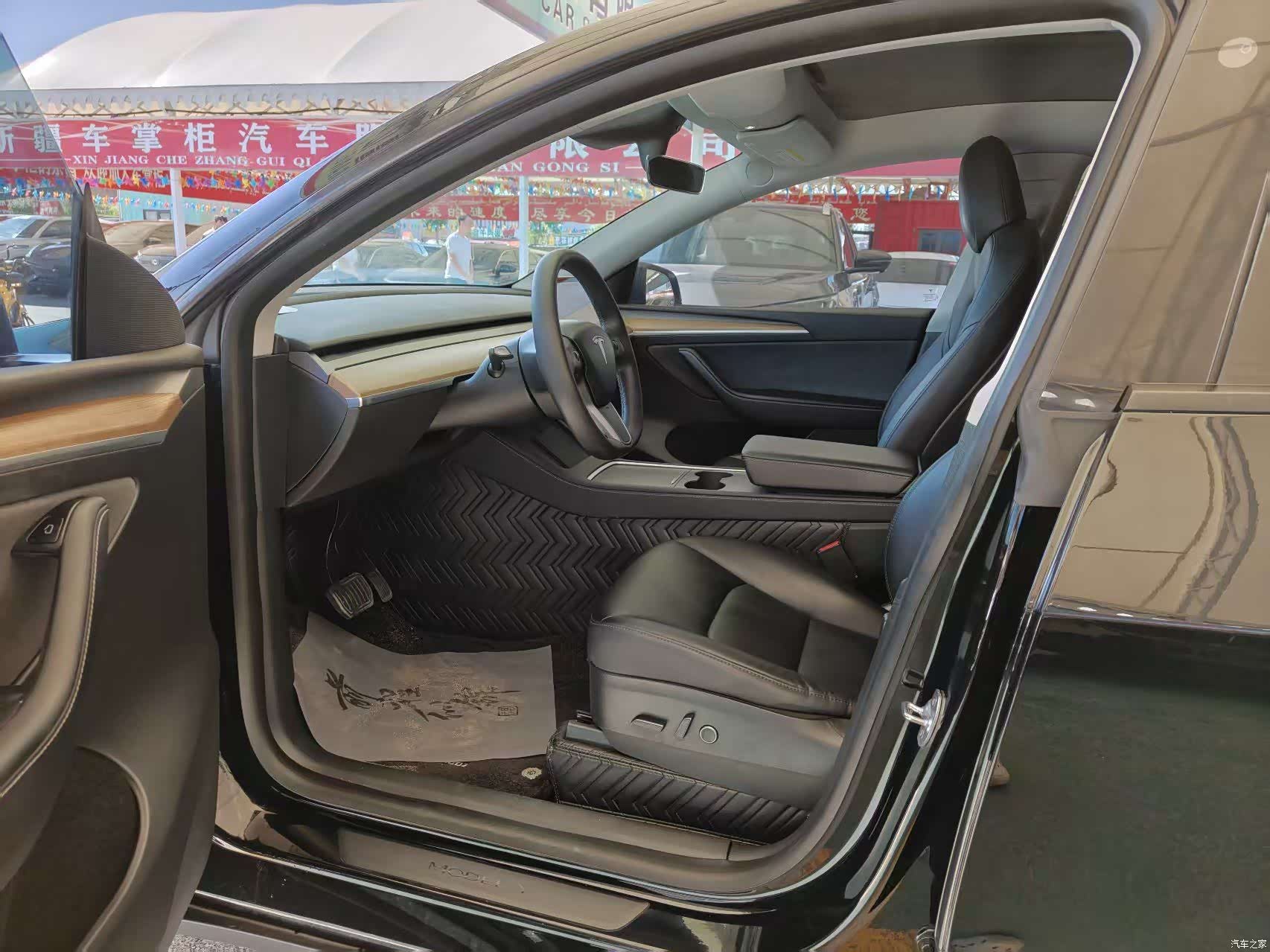 Tesla Model Y, 2021 4