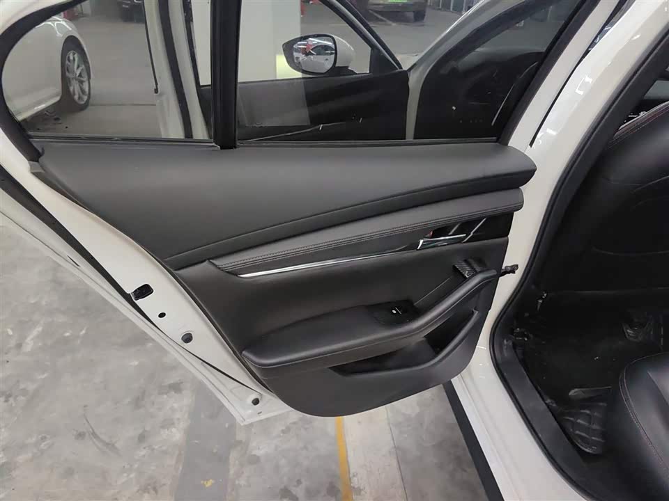 Mazda 3 Angkesaila Mazda 3 Angkesaila