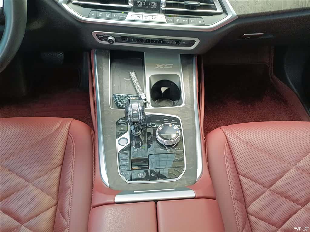 BMW X5, 2023 10