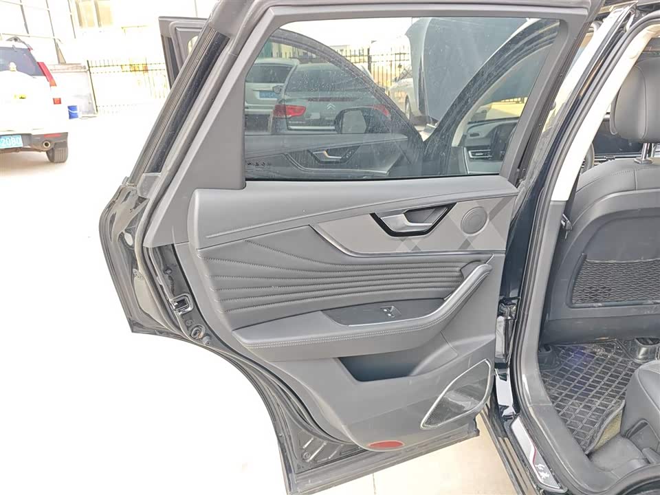 Hongqi HS5 Hongqi HS5