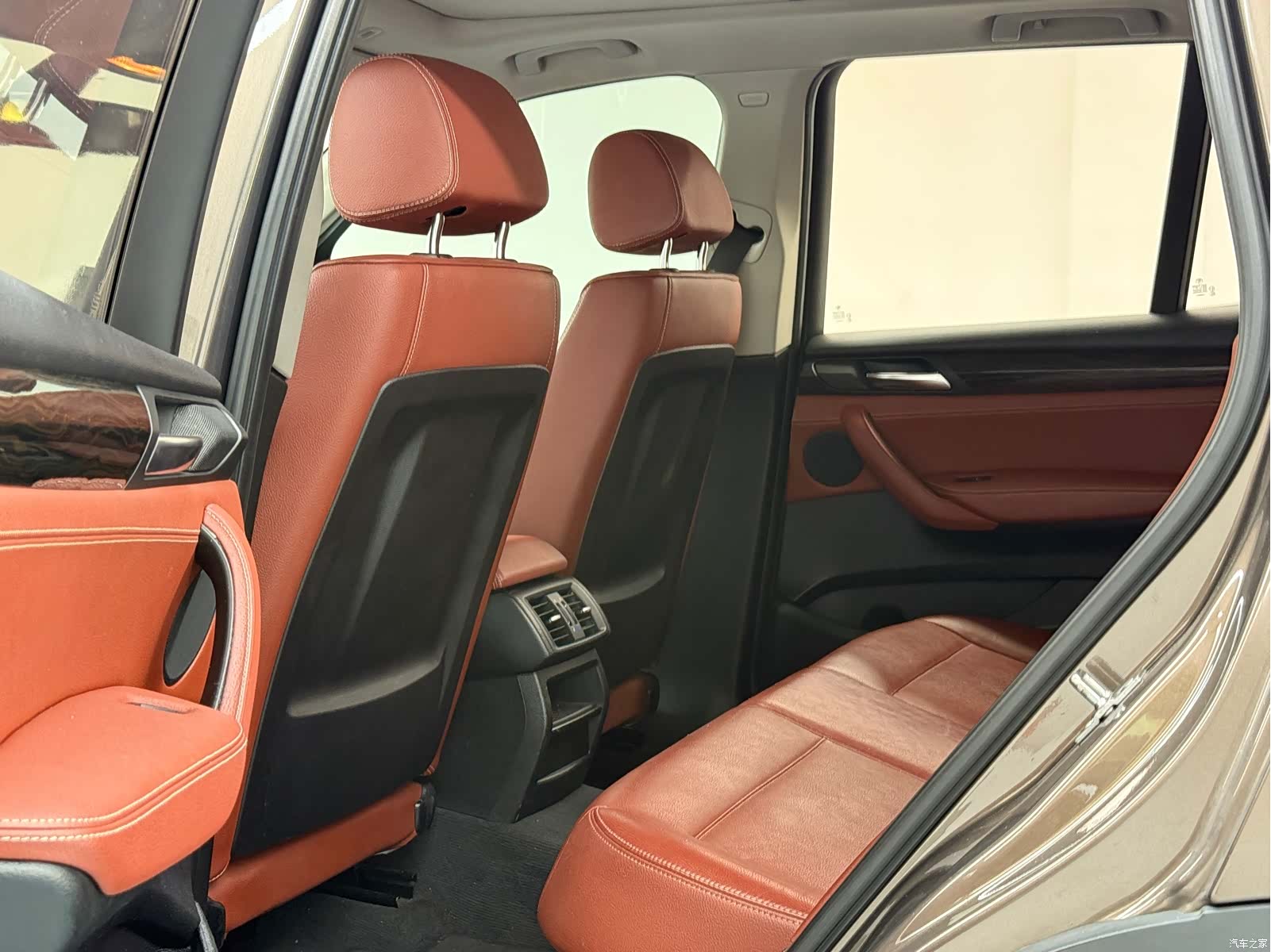 BMW X3, 2011 все фото