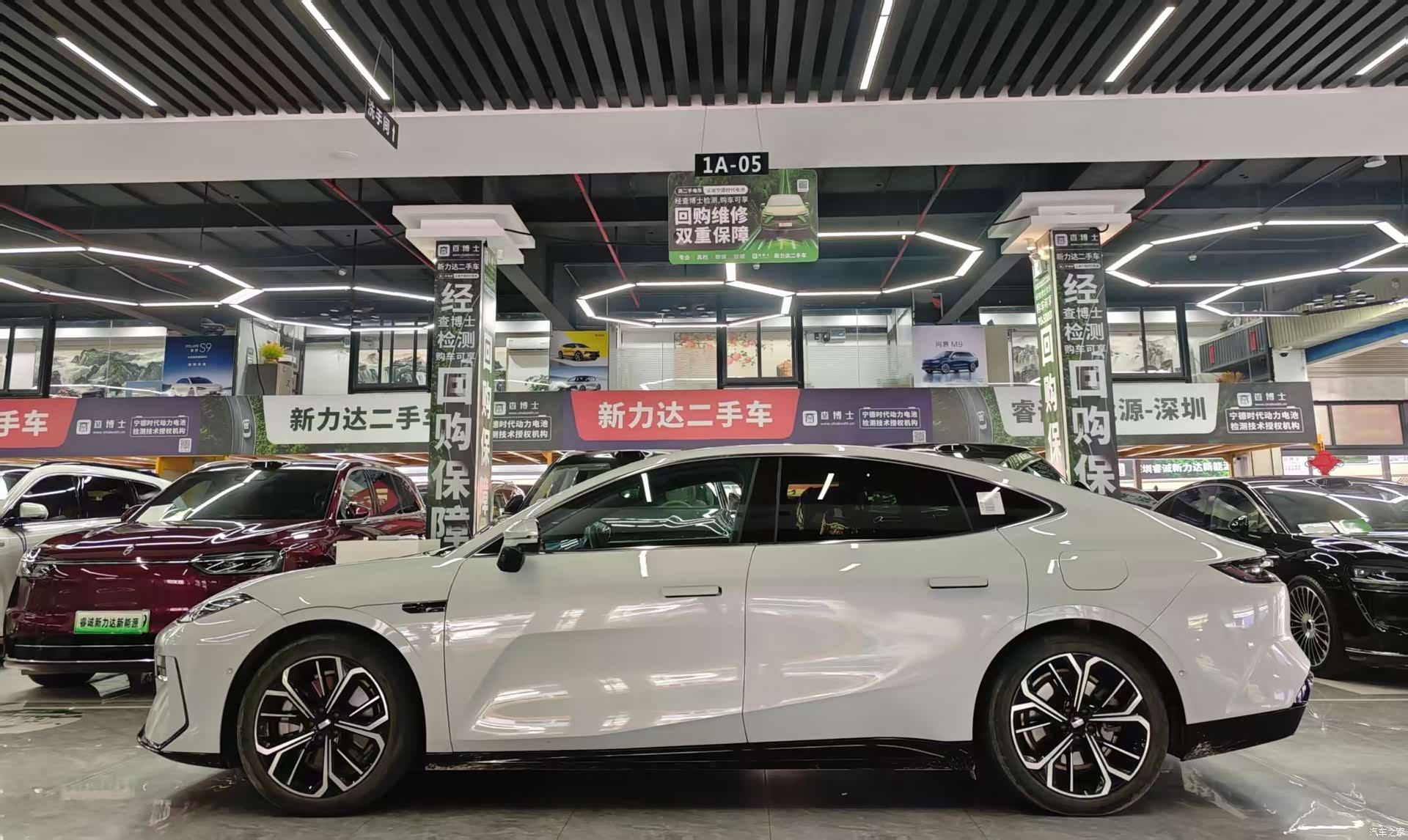 Geely E8, 2025 все фото