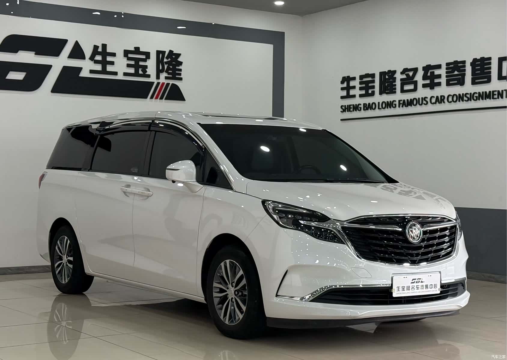 Buick GL8, 2022 3