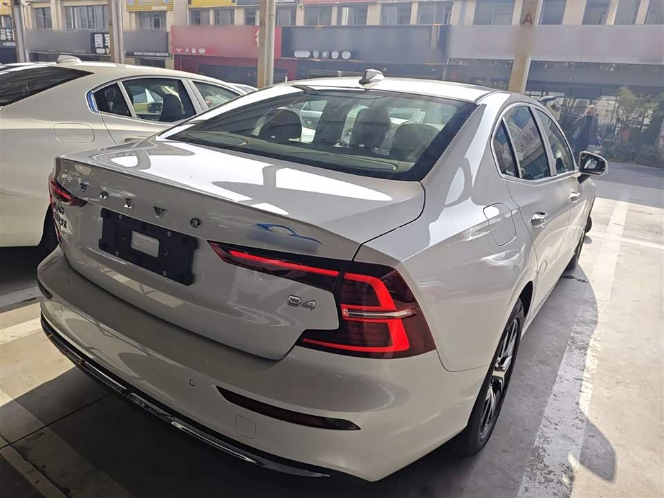 Volvo S60