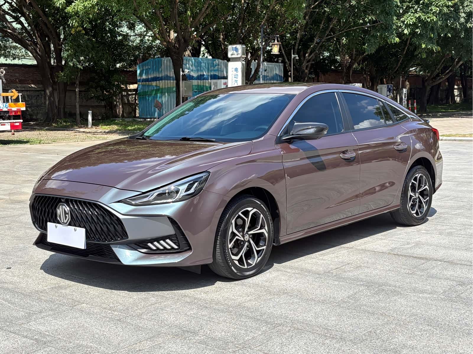 MG MG5, 2023 1