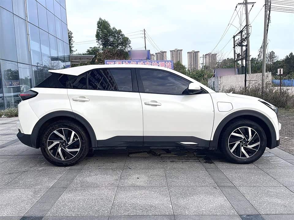 Neta Nezha U
