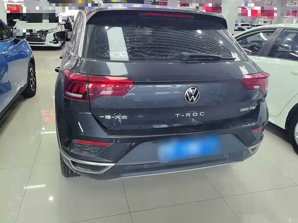 Volkswagen T-ROC exploring Songs
