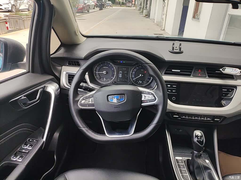 Geely X3, 2021 11