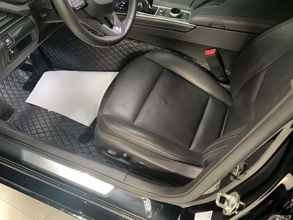 Cadillac CT5, 2023 22