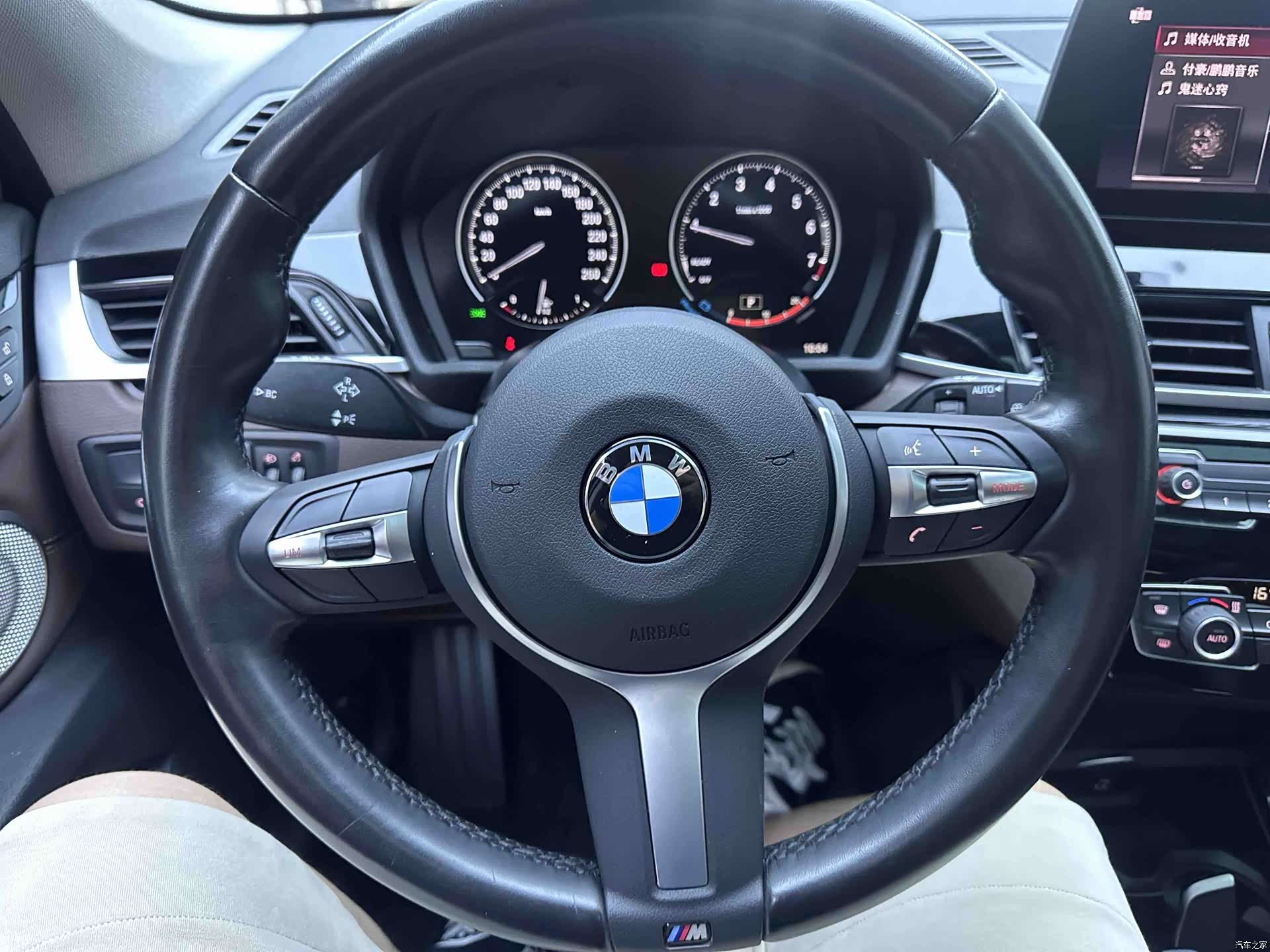 BMW X1, 2022 12