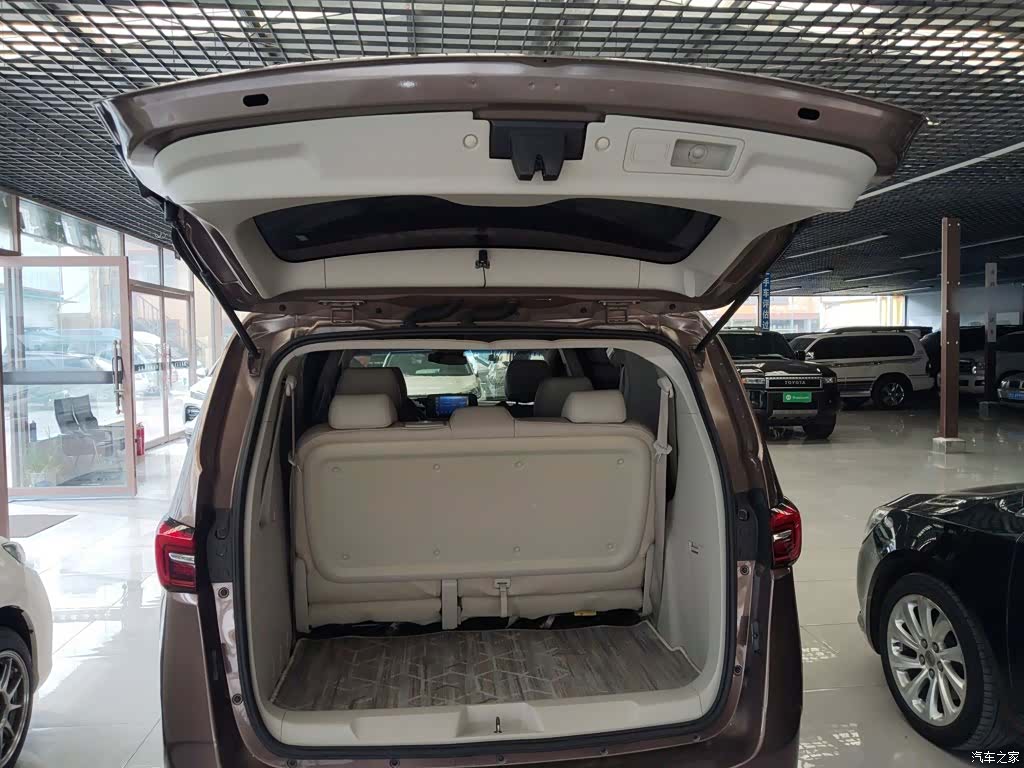 Buick GL8, 2020 15