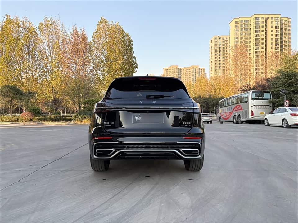 Hongqi HS5