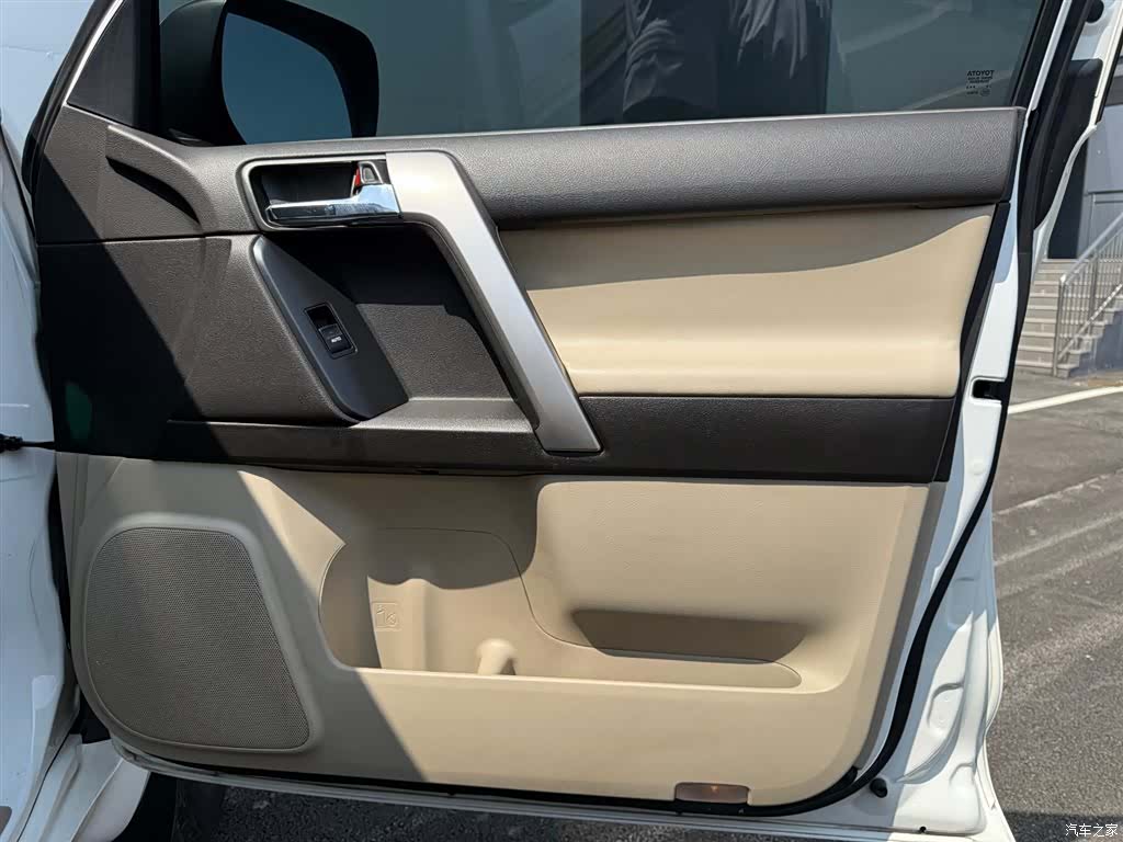 Toyota Prado, 2013 29