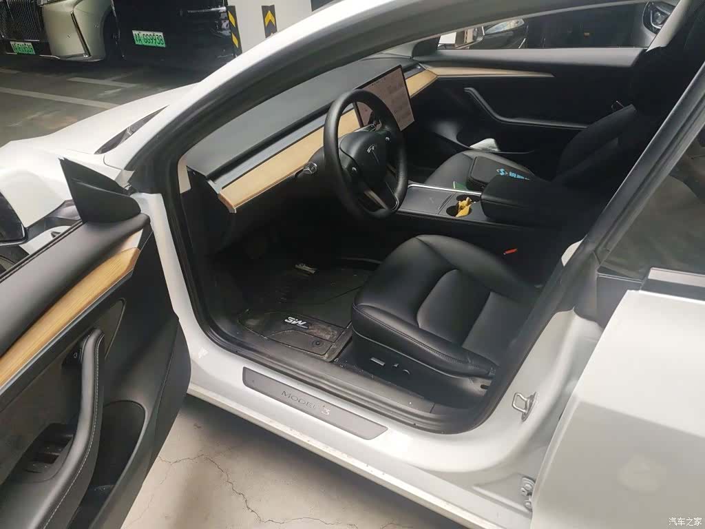 Tesla Model 3, 2021 14