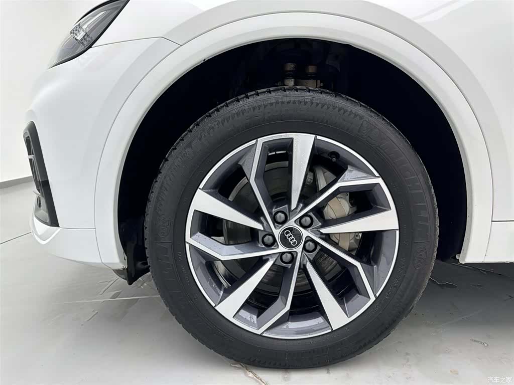 Audi Q5L, 2023 29