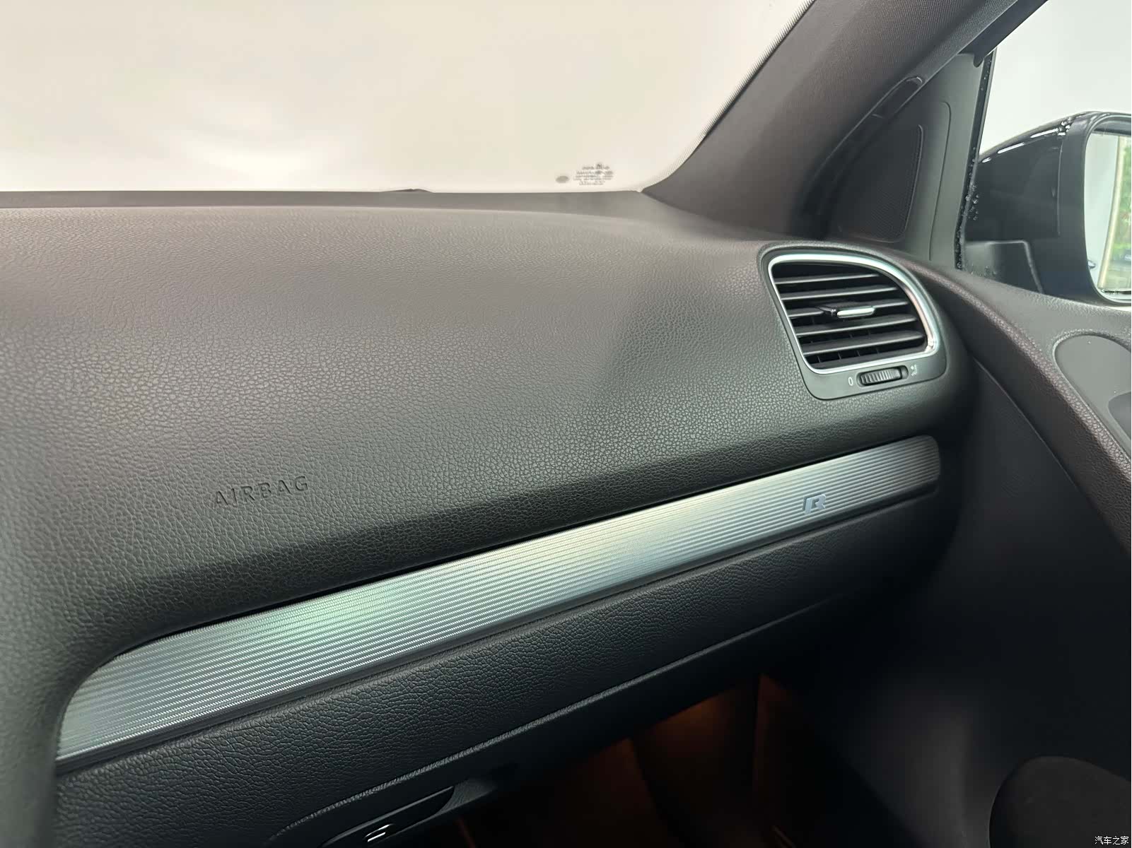 Volkswagen Golf, 2011 12