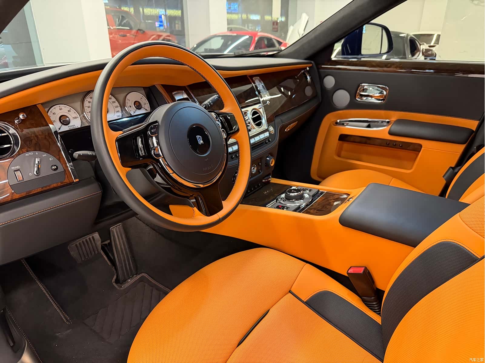 Rolls-Royce Ghost, 2015 4