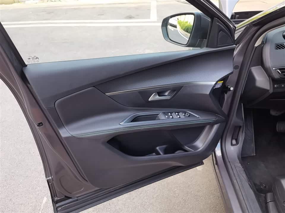 Peugeot 4008 Peugeot 4008