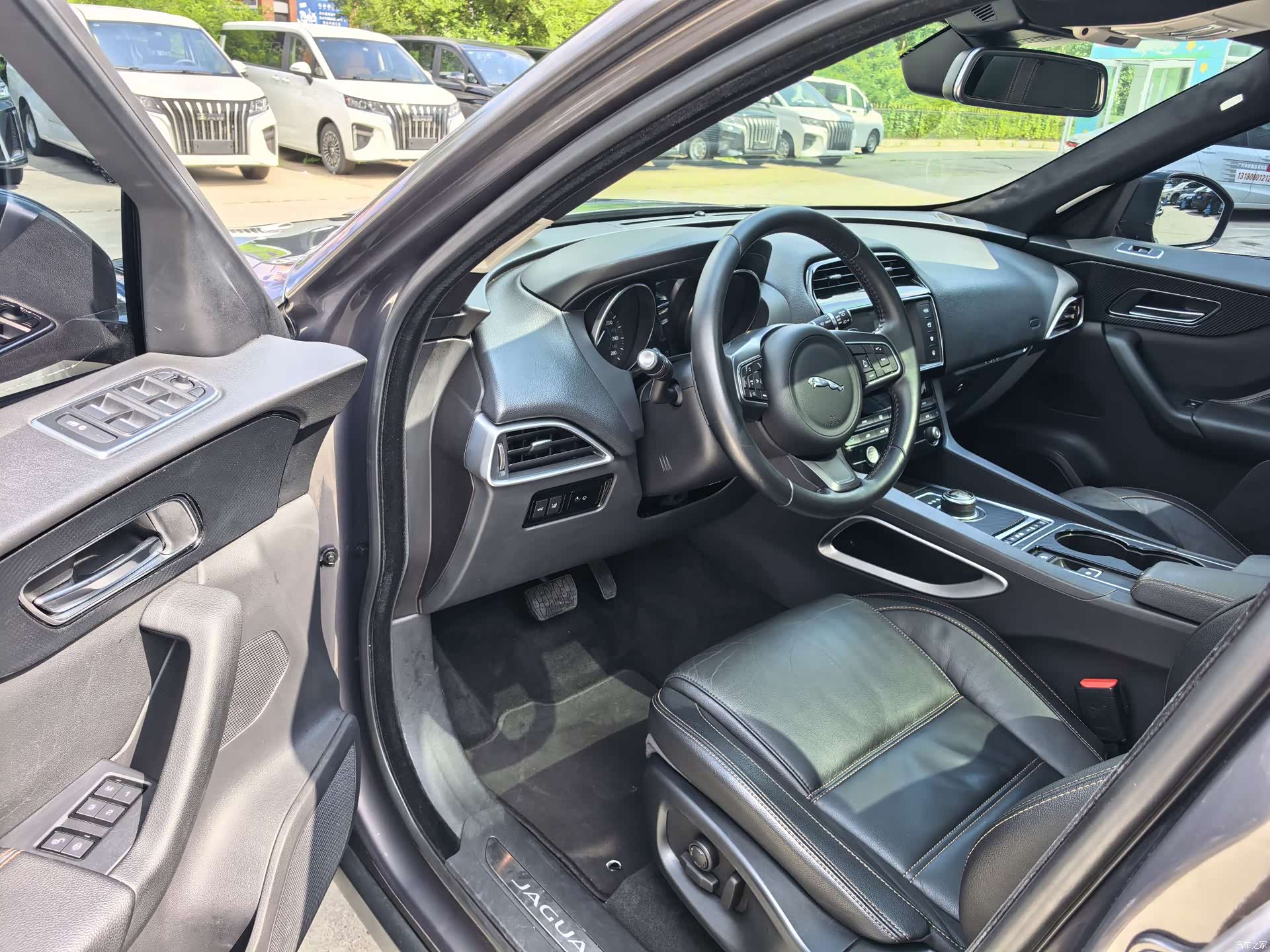 Jaguar F-PACE, 2017 4