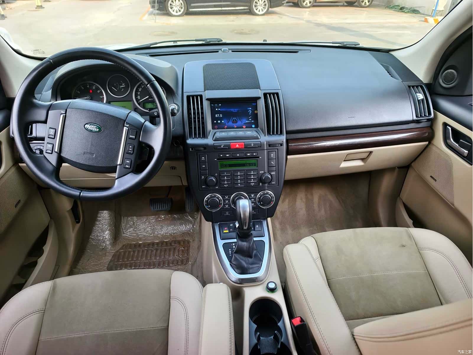 Land Rover Si4, 2012 8