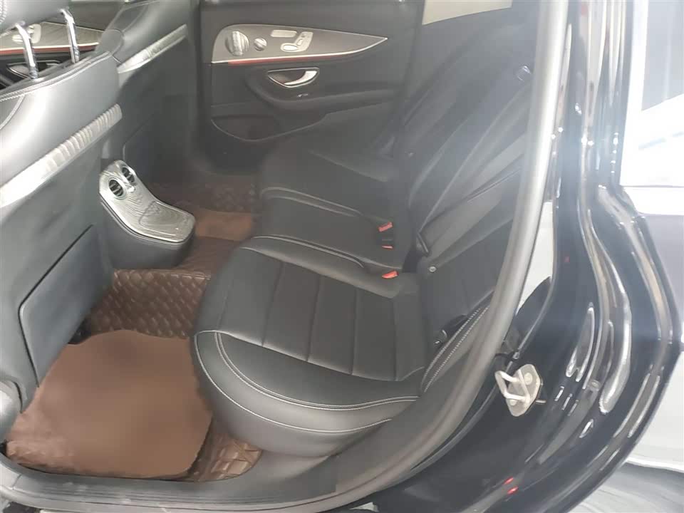 Mercedes-Benz E-class Mercedes-Benz E-class