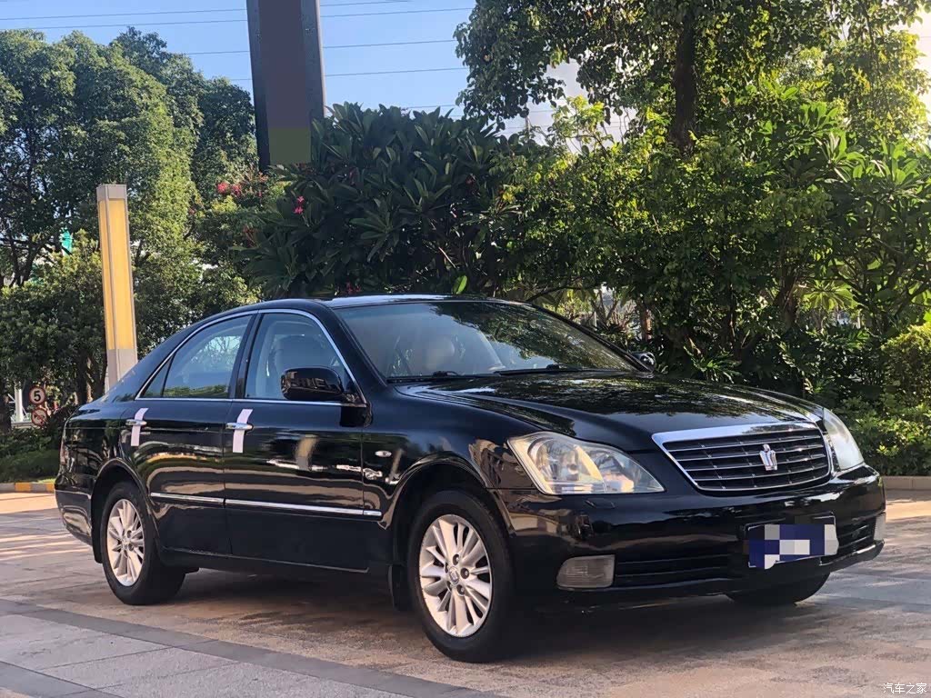 Toyota Crown, 2007 3