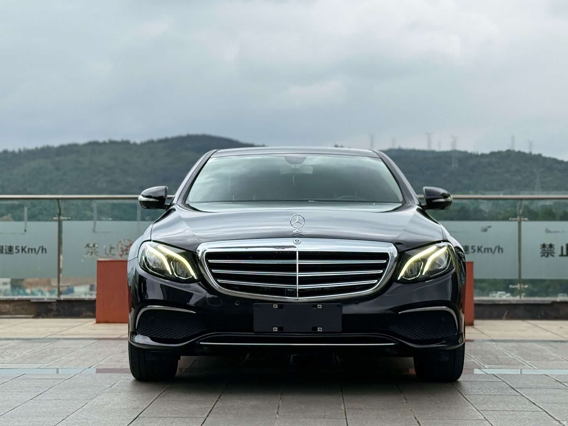 Mercedes-Benz E-Class, 2018 2