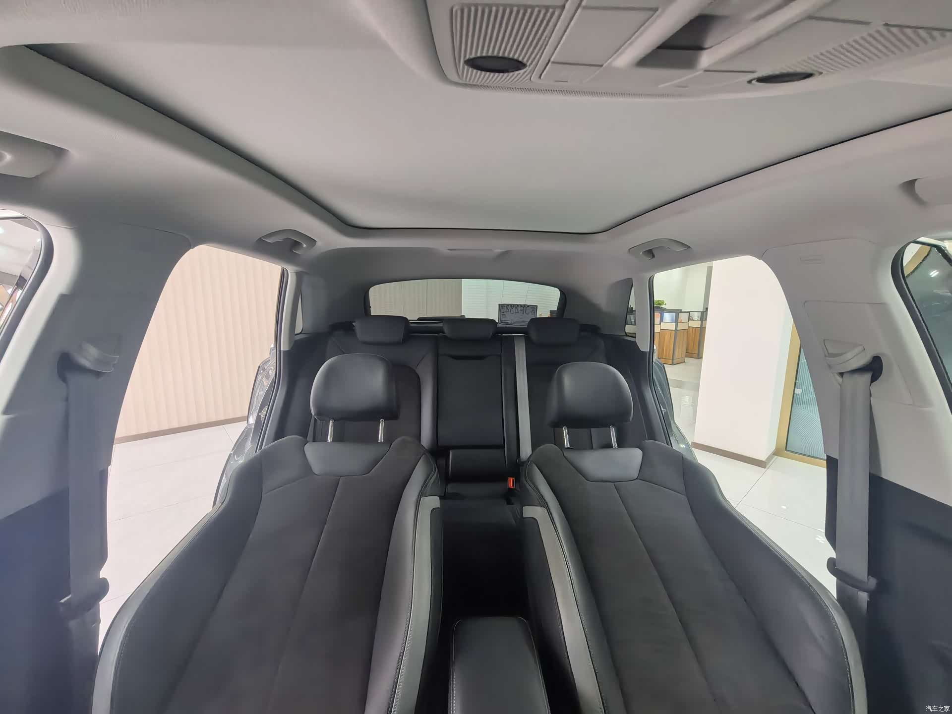 Audi Q3, 2022 12