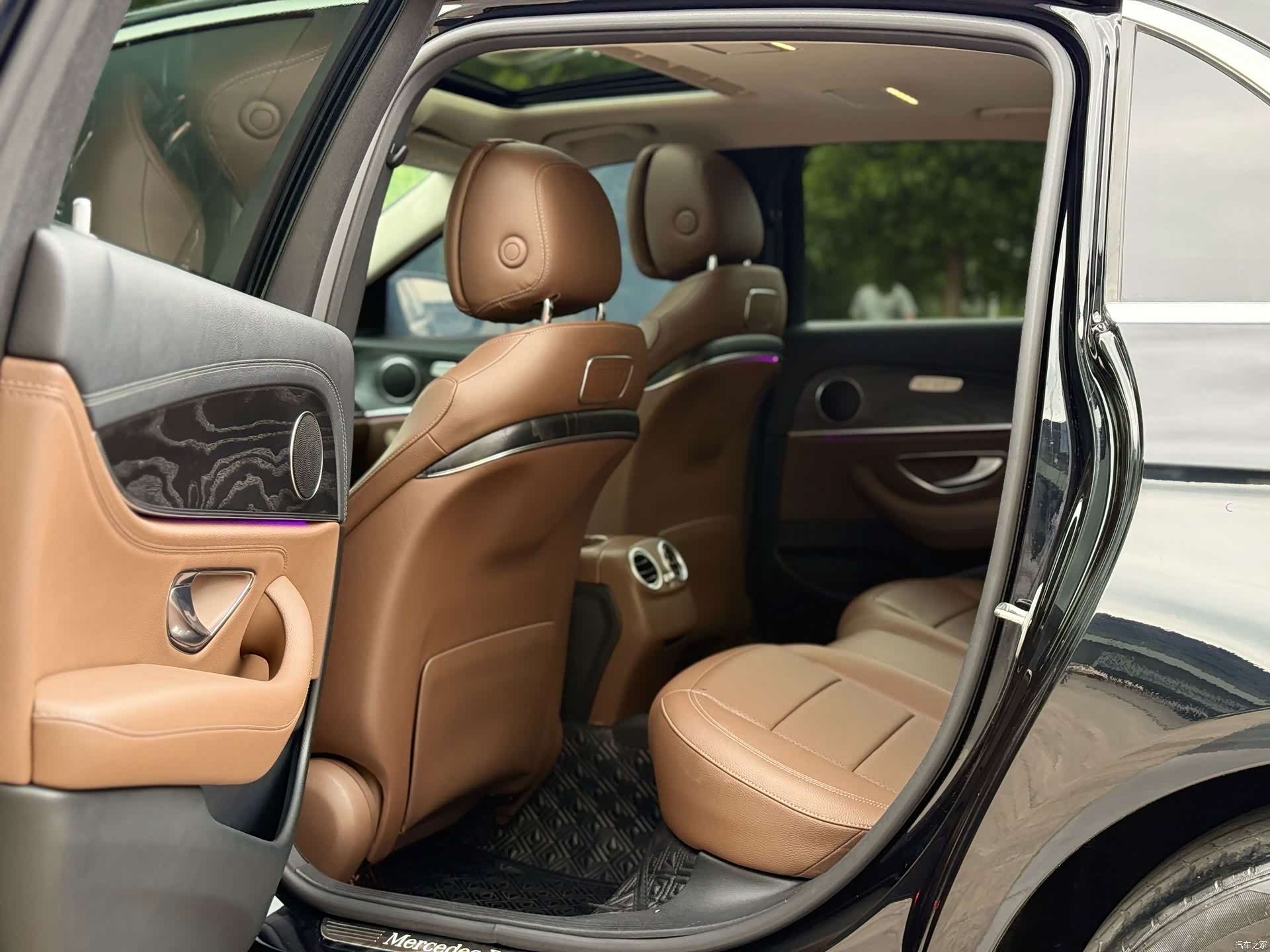Mercedes-Benz E-Class, 2018 7