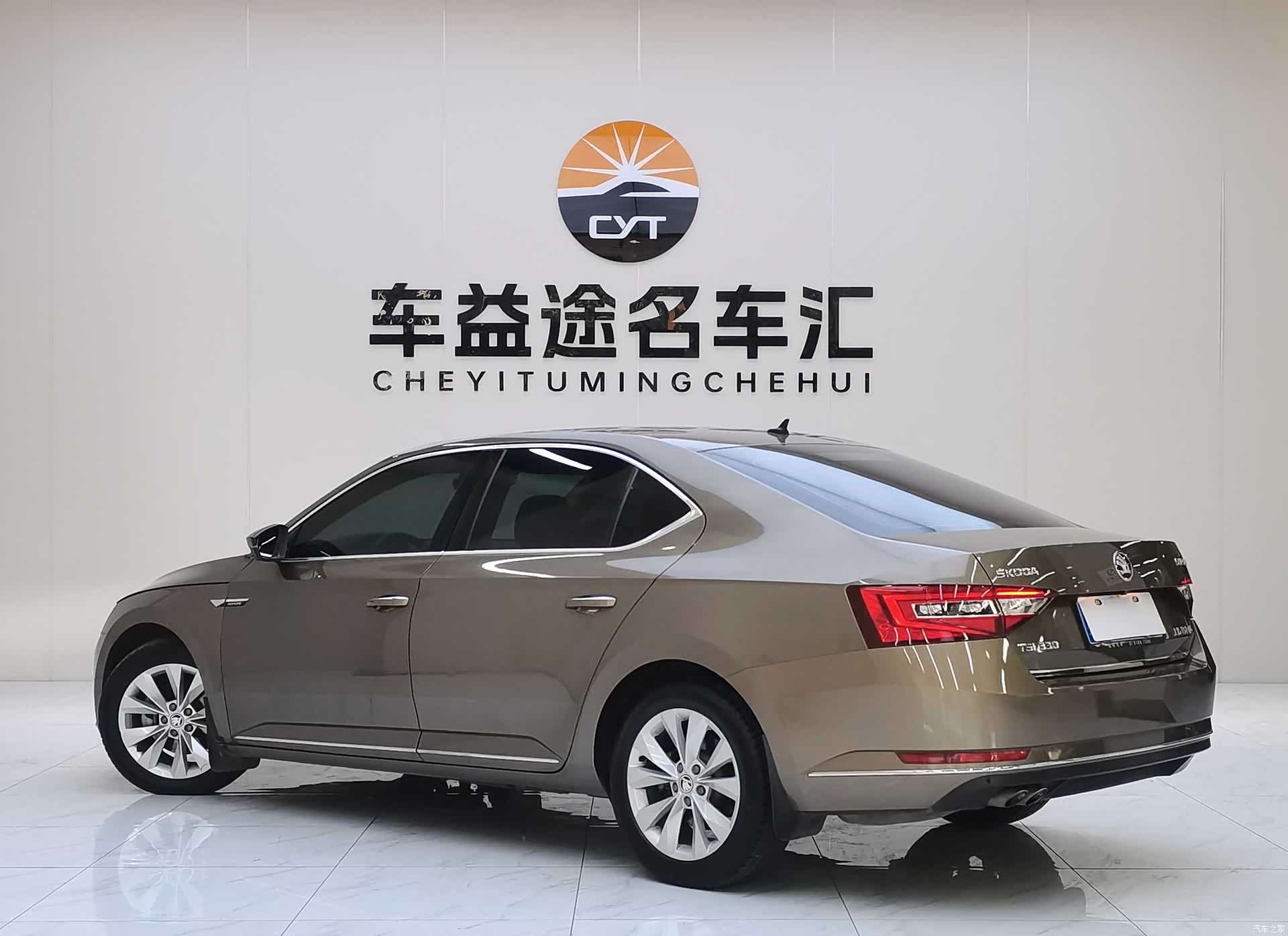 Skoda Superb, 2017 4