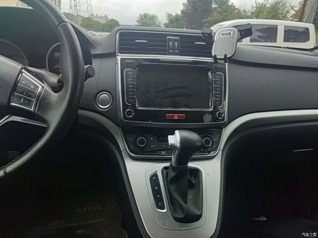 Haval M6, 2018 13